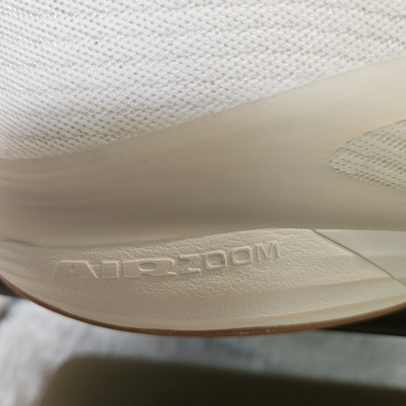 Nike Court Air Zoom Vapor Pro 2 Women’s Size 9.5 White FV5554-101 NWOB - Picture 7 of 8